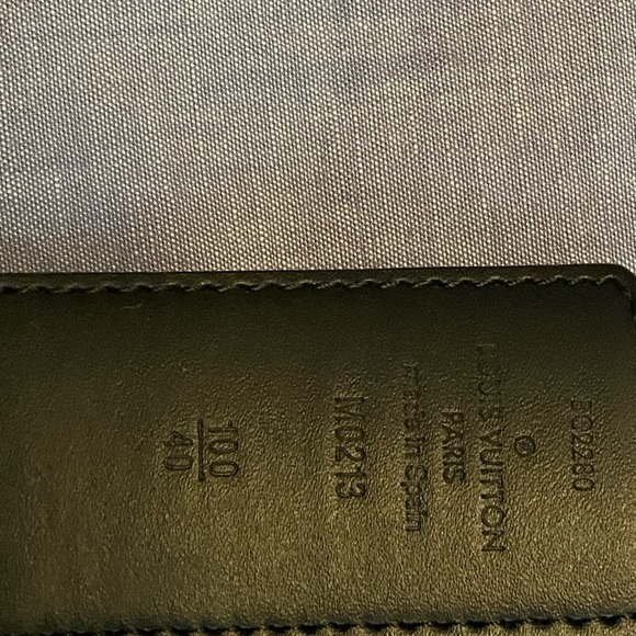 Like new authentic Louis Vuitton items hat belt and coin pouch. - Picture 8 of 9